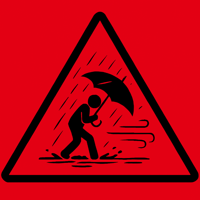 Illustrasjon av en person som bærer en paraply i vind og regn. Bakgrunnen er rød.