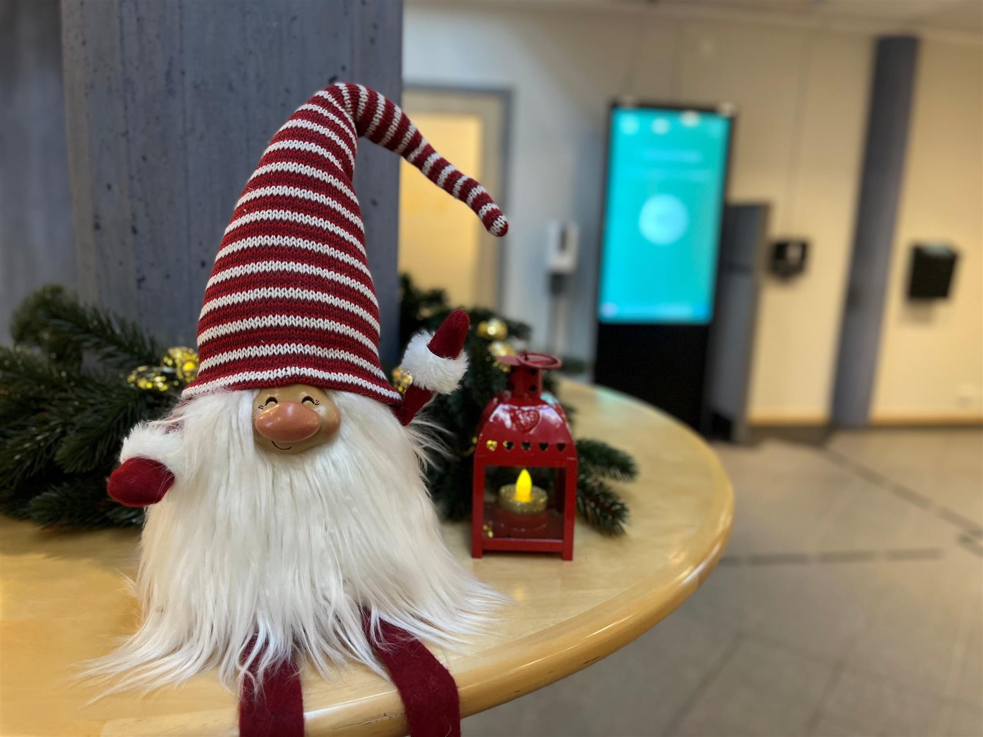 Juledekorasjon på servicetorget
